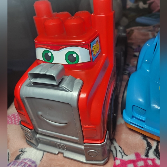 Mega Blok Colorful Toy Car Set for Kids 4 Vehicals! - Picture 4 of 16